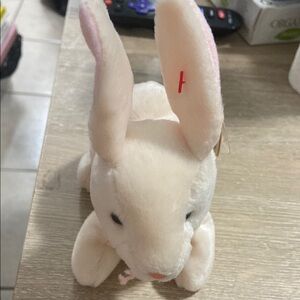Vintage Ty Beanie Babies 'Nibbler' Rabbit - Retired with Tags DOB: April 6, 1998